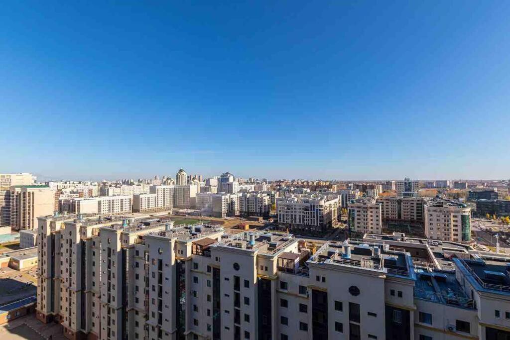 Apartamento Уютная Квартира С Террасой В Сердце Столицы Taldykol Exterior foto